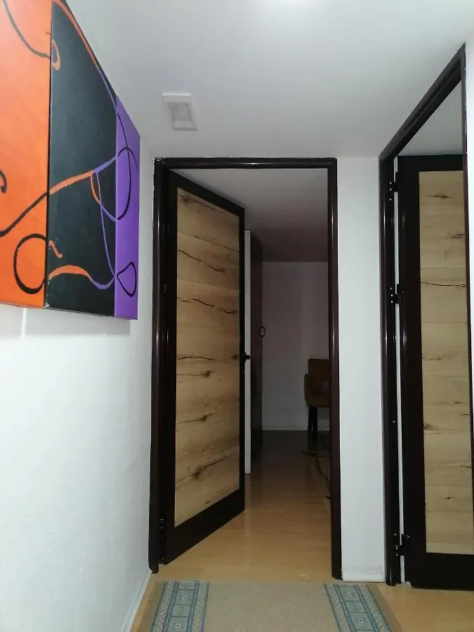 Vila Elektra Hotell Tirana 0*,  Albanien